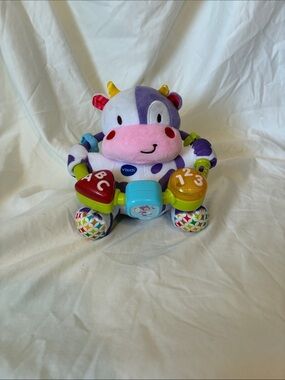 VTech Baby Lil’ Critters Moosical Beas purple cow